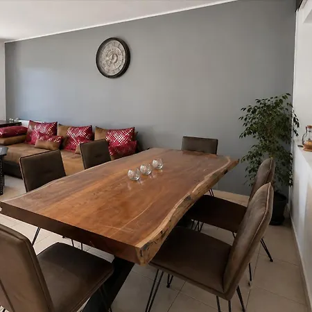 Villa Avec Piscine 10x5m A Narbonne- 6 Personnes - 3 - Climatisation *